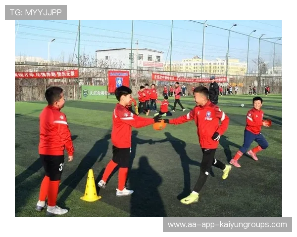 俱乐部推出“青训家庭日”活动，加深家庭与训练的联系