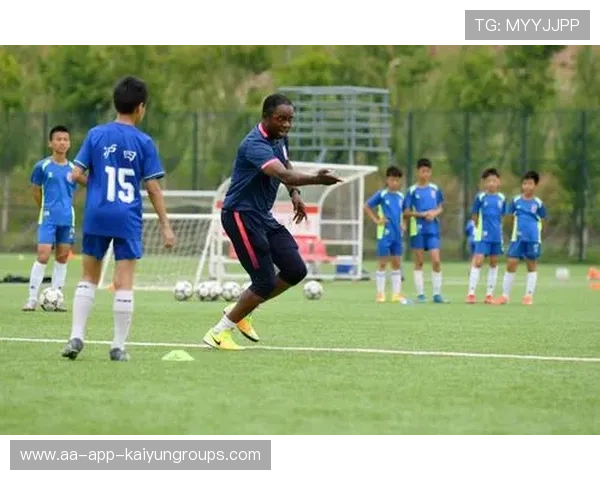 俱乐部推出“青训家庭日”活动，加深家庭与训练的联系